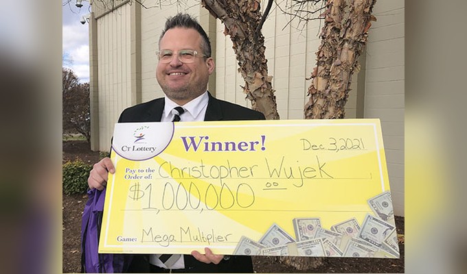Windsor Man Claims "Mega Multiplier!" Scratch Game $1,000,000 Top Prize